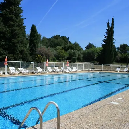 Le Domaine Des Oliviers